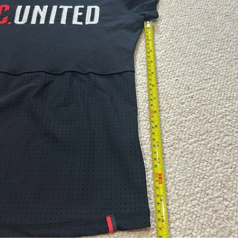 DC United MLS Soccer The Wild Collective Black Perforated Mesh Top Size Medium - Picture 13 of 13